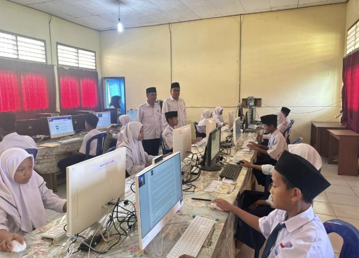 MTsN 1 Kota Jambi ikuti gladi bersih ANBK Nasional tahun 2023 MTsN 1 Kota Jambi ikuti gladi bersih ANBK Nasional tahun 2023