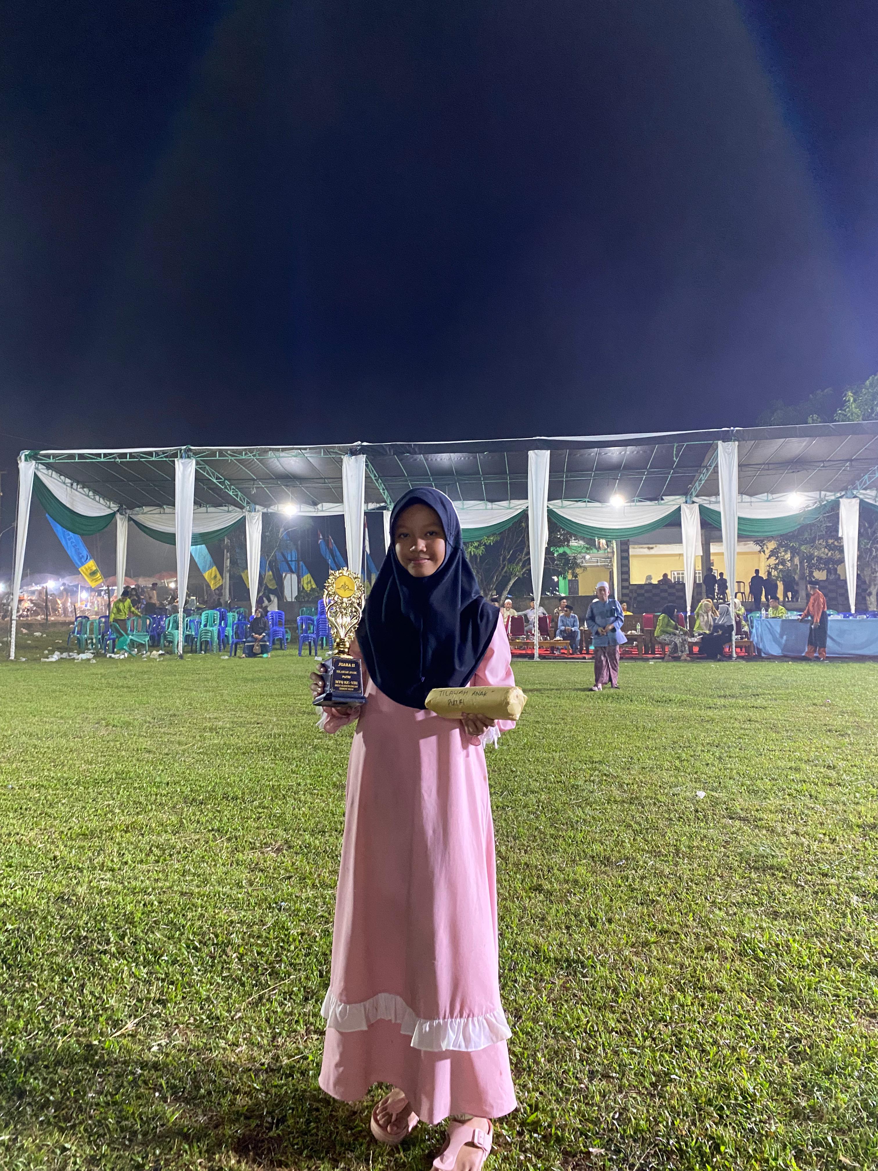 Siswa MTs Negeri 1 Kota Jambi Sabet 2 Piala di Ajang MTQ ke VIII Desa Kademangan