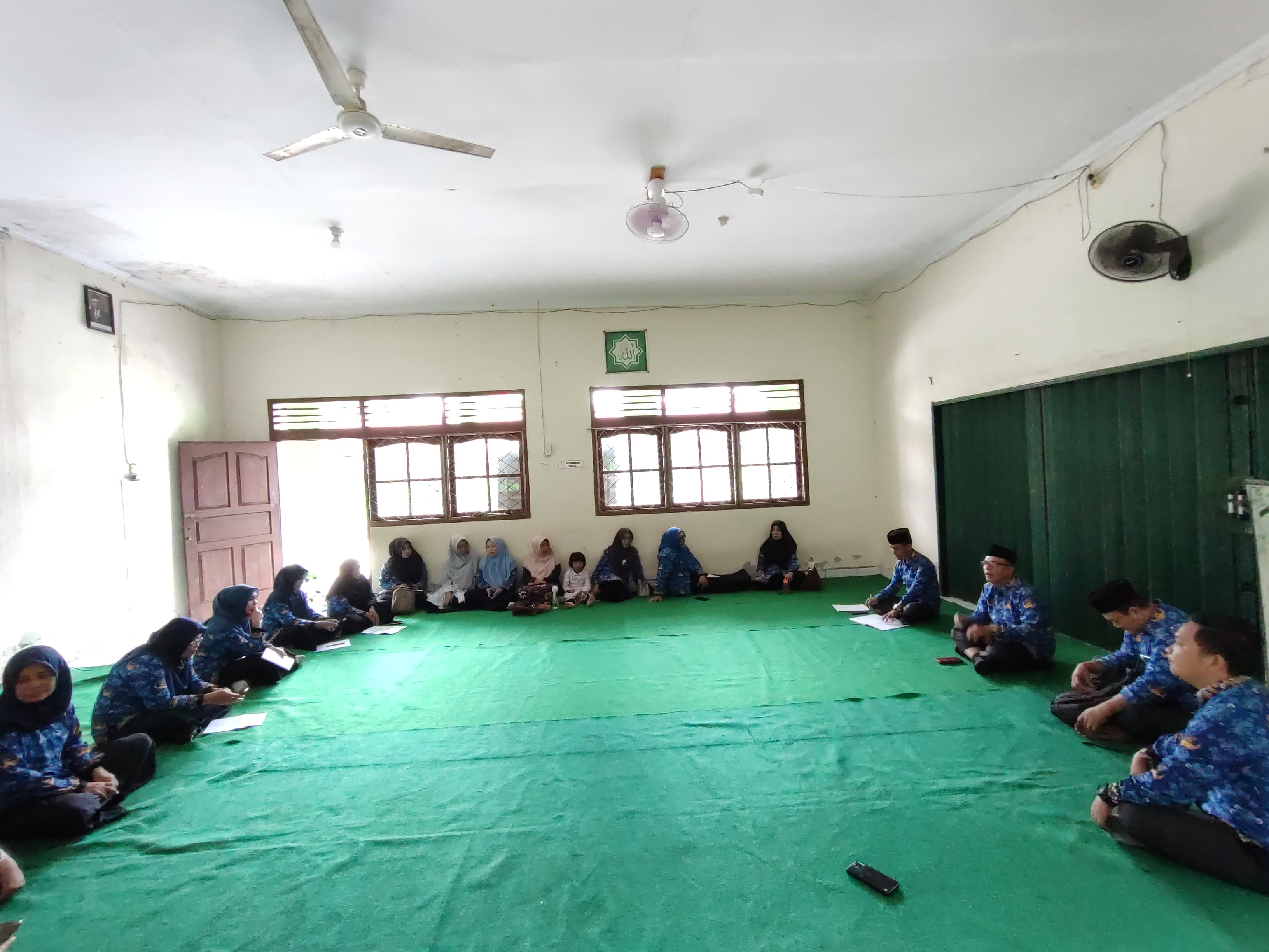 Atur strategi, Kepala Madrasah kumpulkan Wali Kelas Atur strategi, Kepala Madrasah kumpulkan Wali Kelas