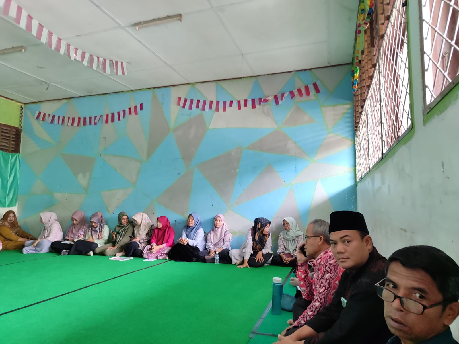 MTs Negeri 1 Kota Jambi Adakan Rapat Evaluasi Semester Ganjil dan Persiapan Awal Semester  Genap