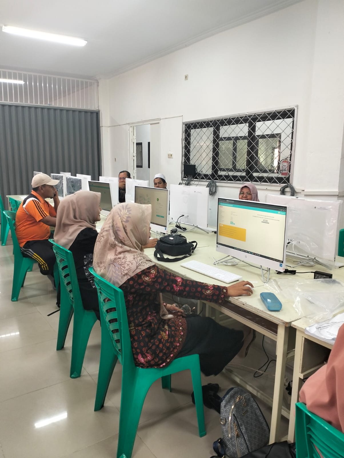 Guru MTs Negeri 1 Kota Jambi ikuti Simulasi Asesmen Kompetensi Guru