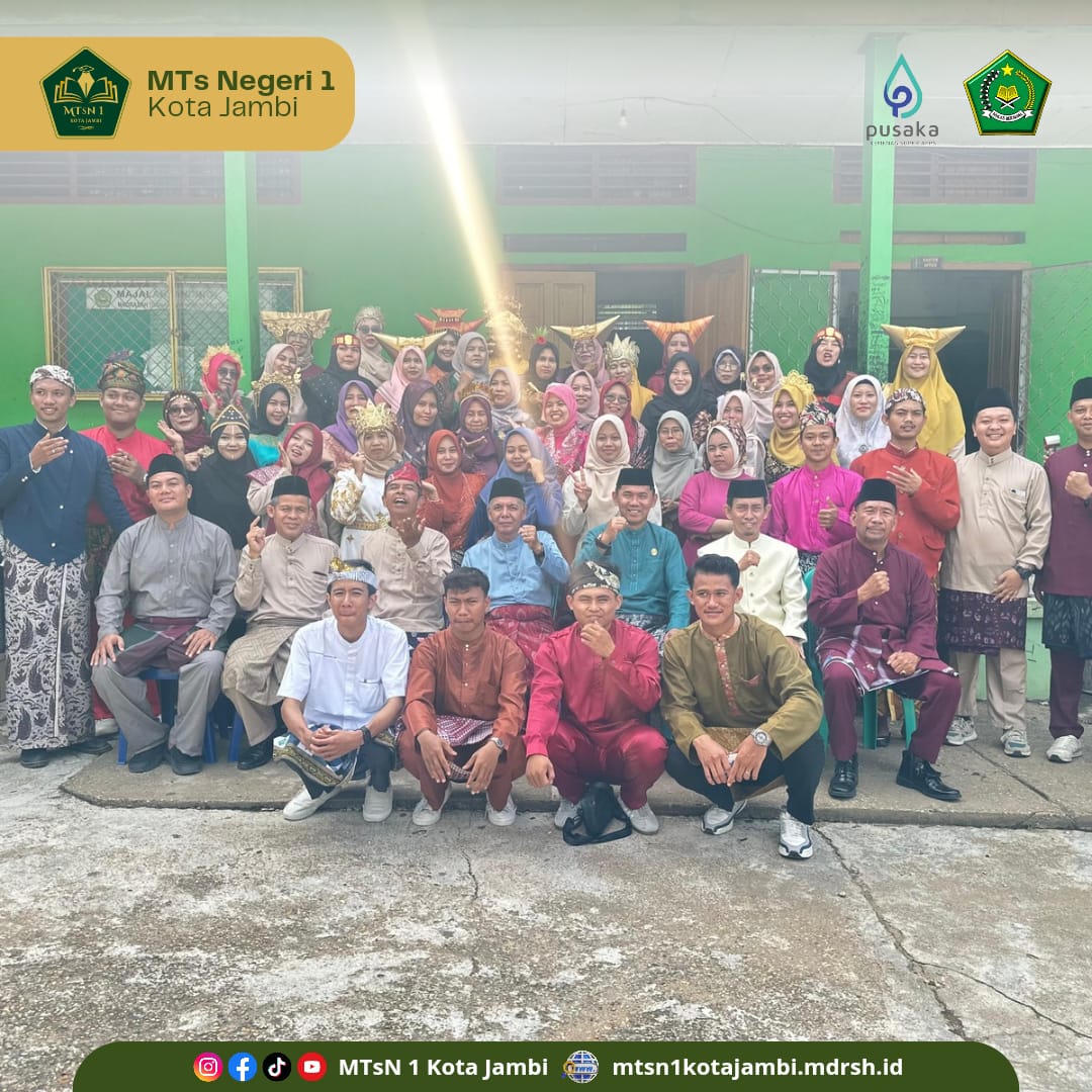 Semangat Pemuda Pemudi Indonesia dalam Peringatan Hari Sumpah Pemuda di MTsN 1 Kota Jambi