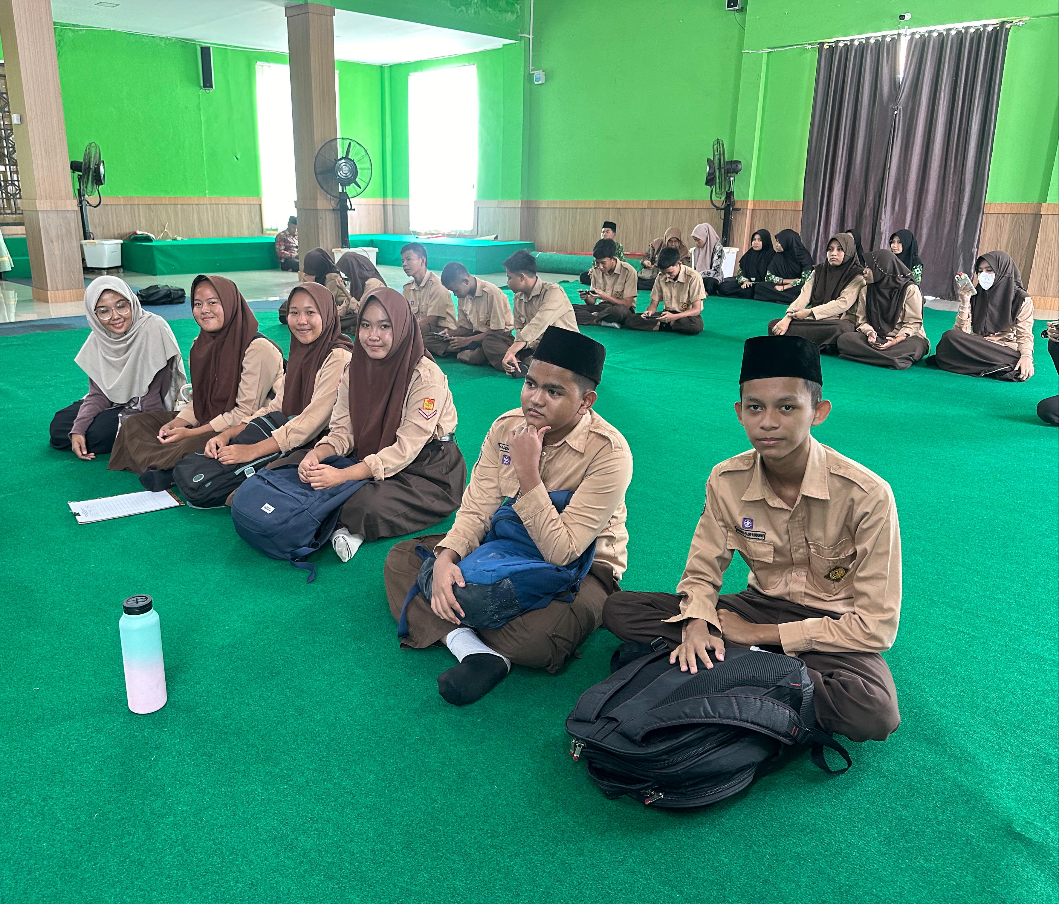 Semangat Persiapkan Pendidikan Lanjutan, Siswa MTs Negeri 1 Kota Jambi Hadiri Sosialisasi MAN IC