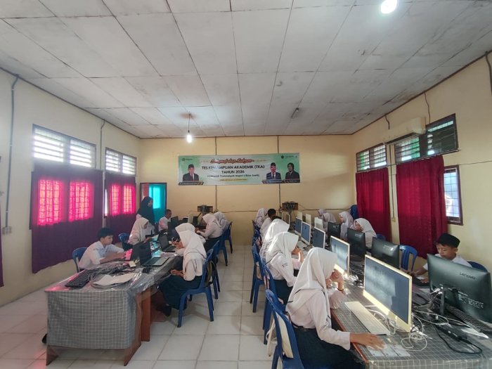 Pelaksanaan TKA Susulan di MTsN 1 Kota Jambi Berjalan Kondusif Pelaksanaan TKA Susulan di MTsN 1 Kota Jambi Berjalan Kondusif