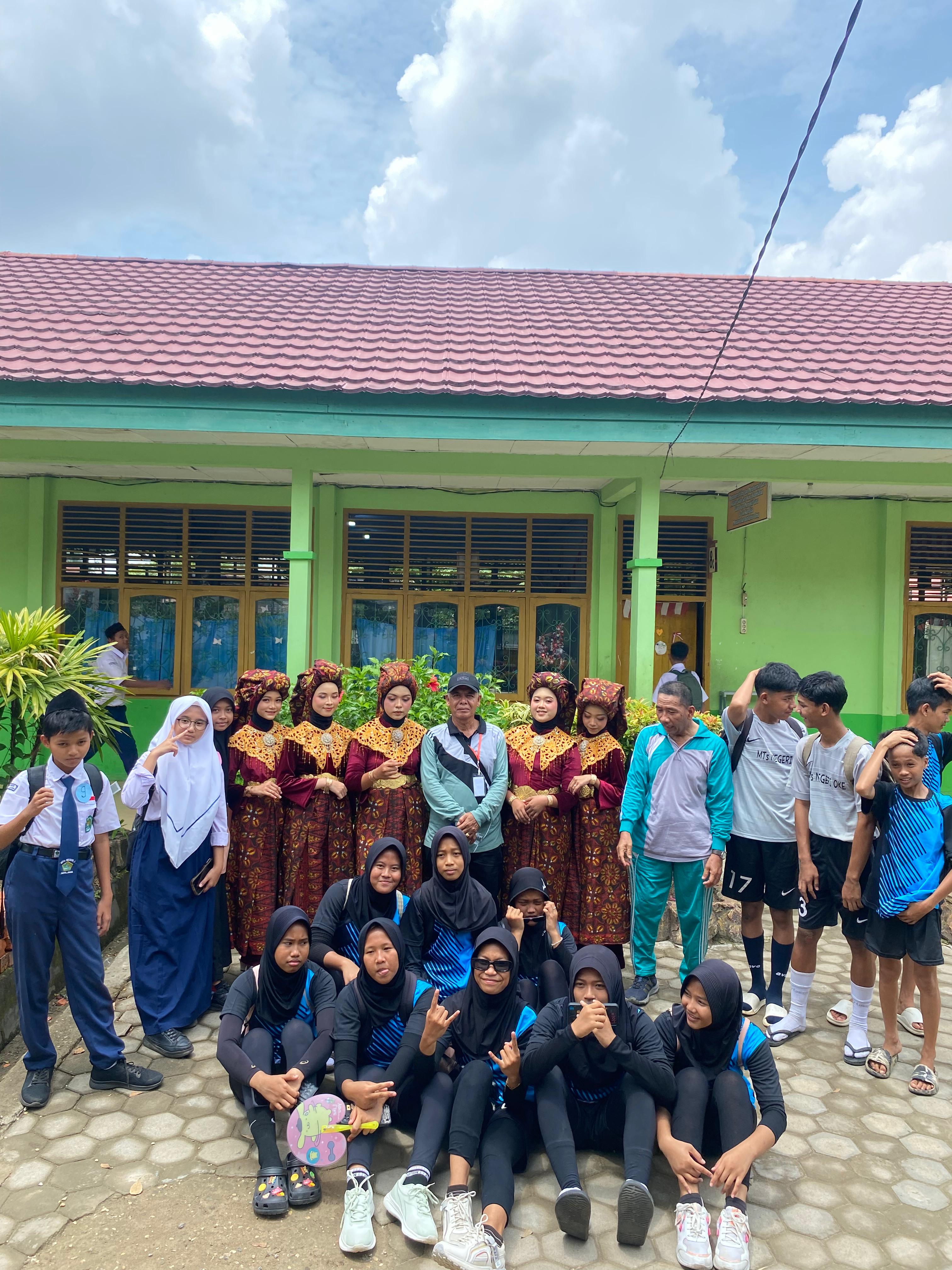 Pesdik MTs Negeri 1 Kota Jambi Semangat Beraksi Demi Raih Prestasi Pesdik MTs Negeri 1 Kota Jambi Semangat Beraksi Demi Raih Prestasi