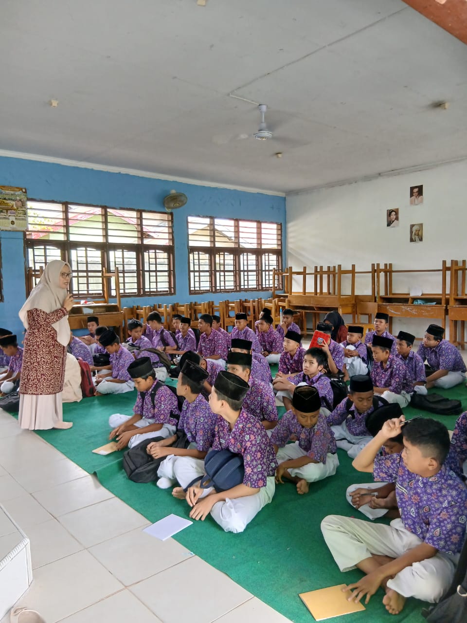 Pesantren Kilat Ramadhan Membangun Karakter dan Iman Siswa MTs Negeri 1 Kota Jambi Pesantren Kilat Ramadhan Membangun Karakter dan Iman Siswa MTs Negeri 1 Kota Jambi
