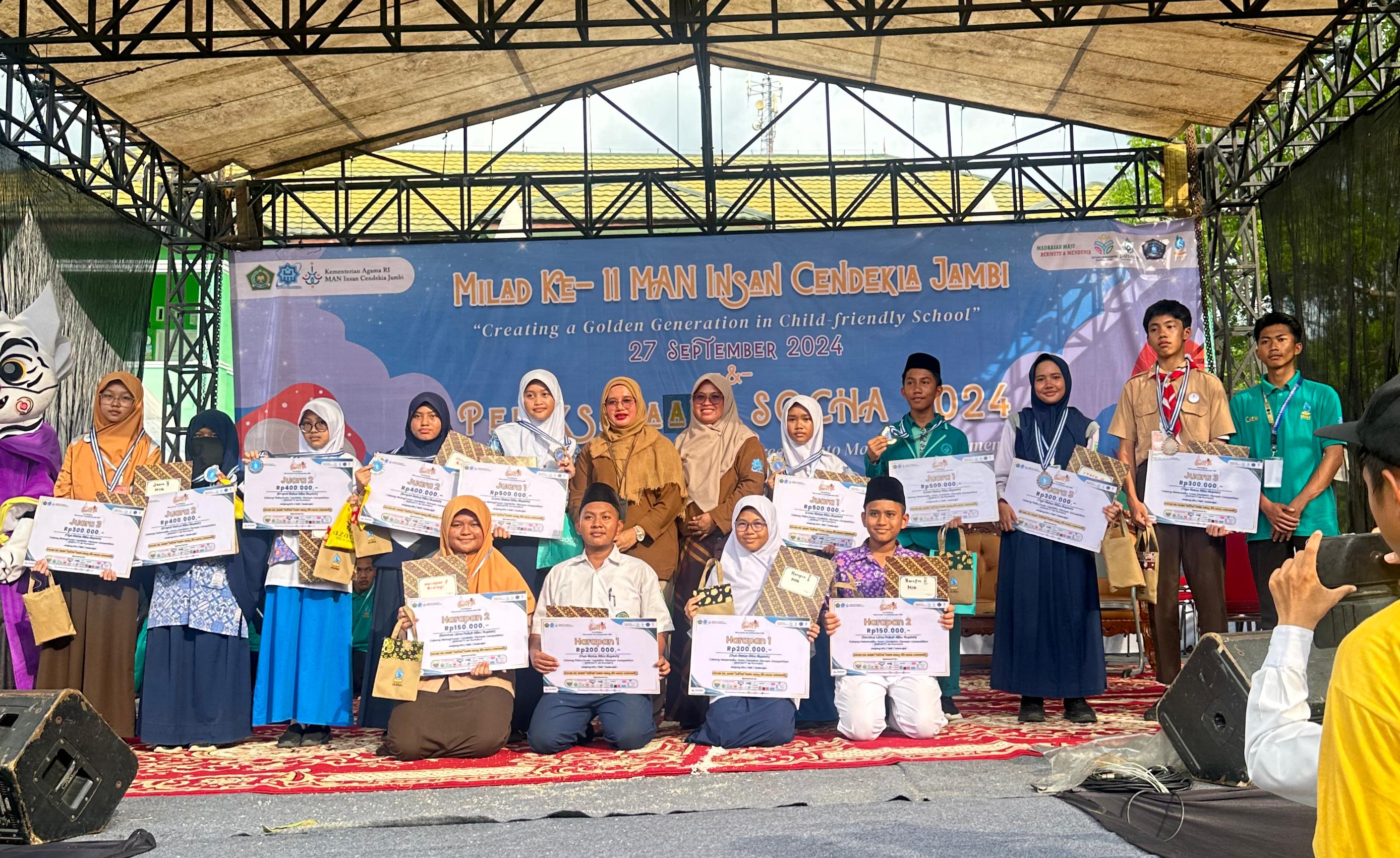 Zinedane Zidan sang Juara Harapan MTsN 1 Kota Jambi Zinedane Zidan sang Juara Harapan MTsN 1 Kota Jambi