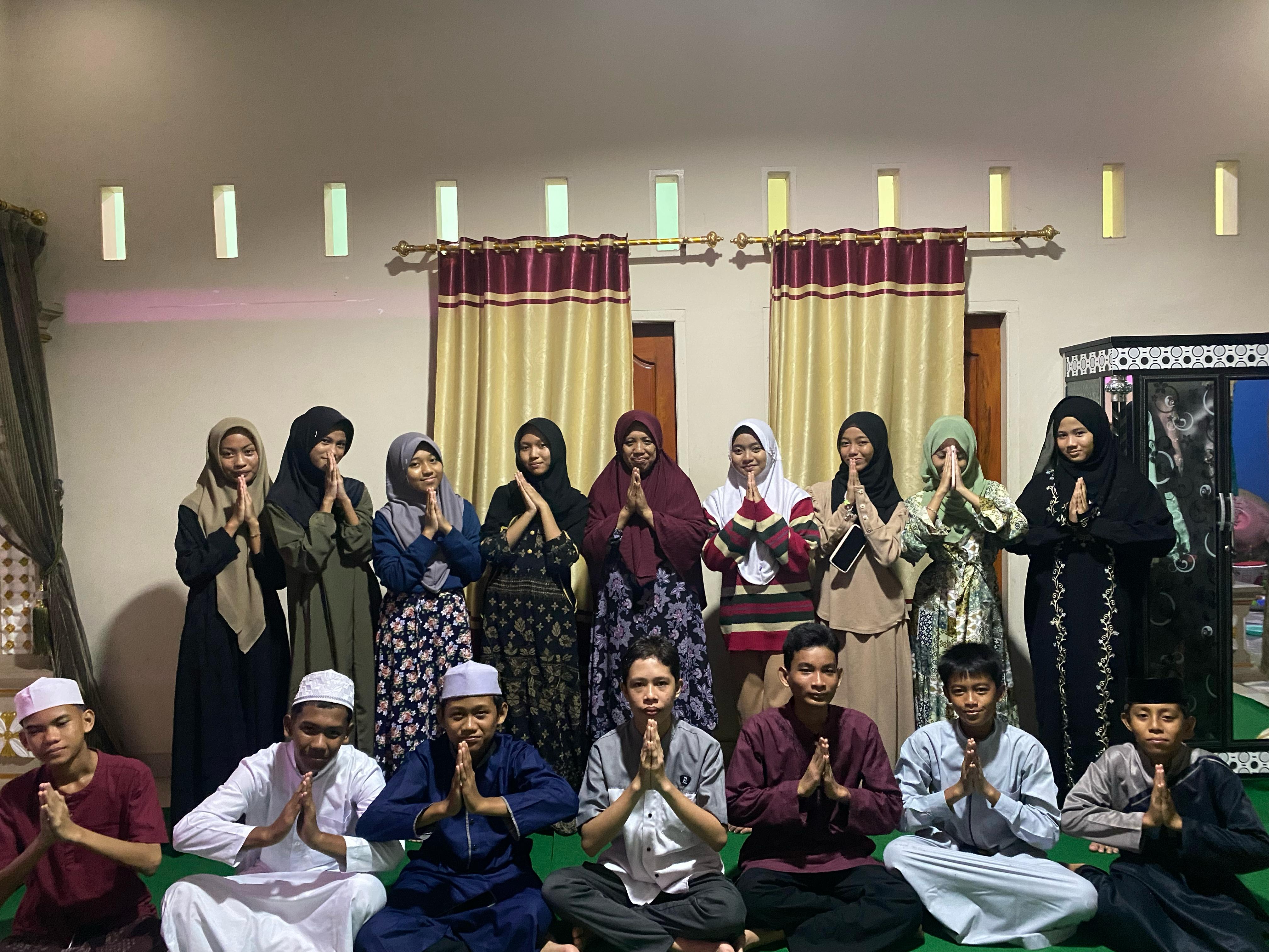 MTs Negeri 1 Jambi Pererat Silaturahmi Melalui Buka Puasa Bersama OSIM