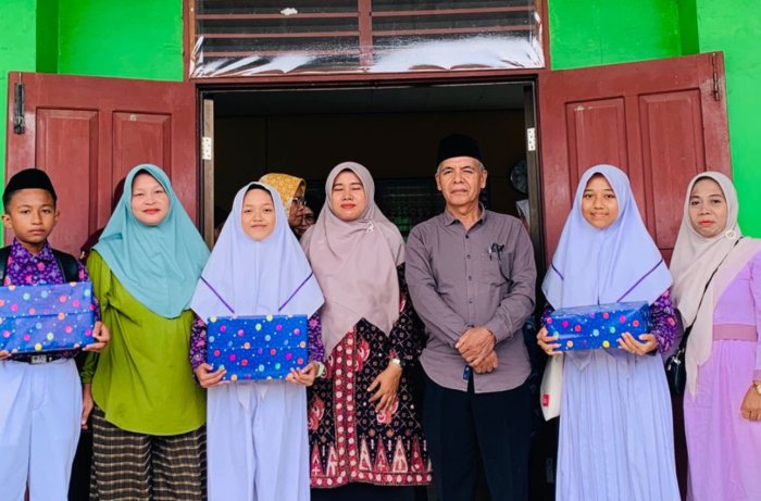 Juara Umum Penerimaan Rapor MTsN 1 Kota Jambi